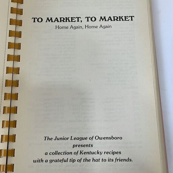 LOT OF TWO VINTAGE JUNIOR LEAGUE SOUTHERN COOKBOOKS - Picture 5 of 9